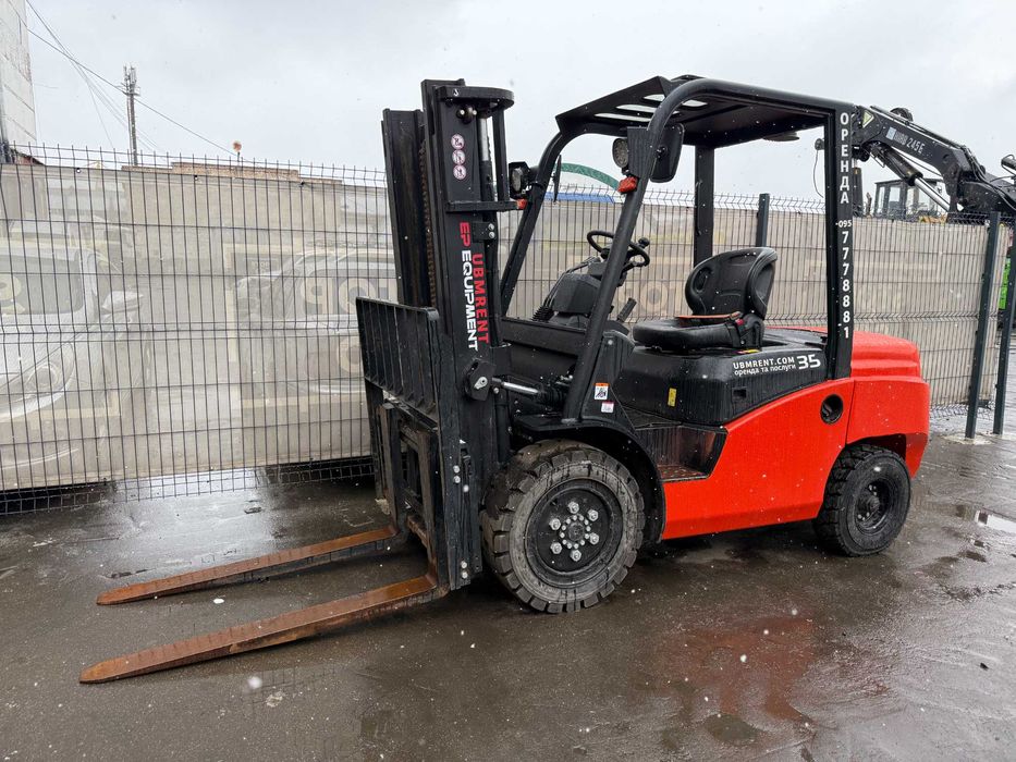 Продаж вилкових навантажувачів Київ нові та вживані гарантія доставка