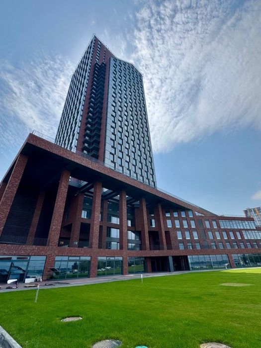 Продам 4-комн.квартиру с шикарным видом на р.Днепр в ЖК «Маяк». Mayak