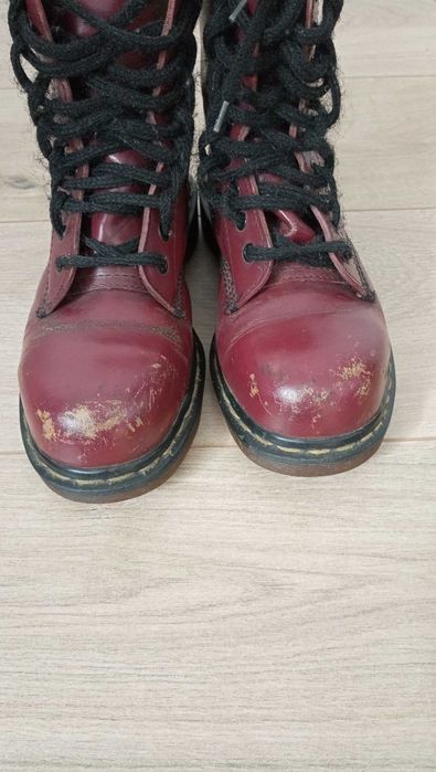 Vendo Dr Martens Originais cor de vinho usadas