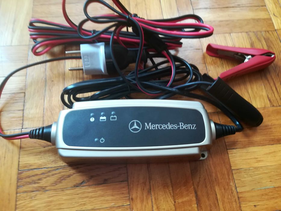 Prostownik do akumulatorów Mercedes Benz