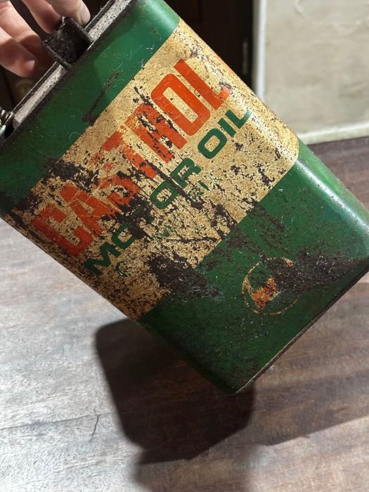 Lata óleo castrol