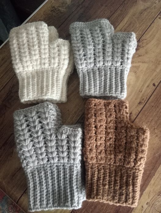 Мітенки жіночі в'язані гачком