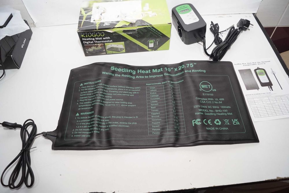 RIOGOO Zestaw mata grzewcza do szklarni sterownik maty 25cm x 53cm
