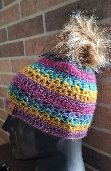 Ażurowa, ciepła czapka handmade