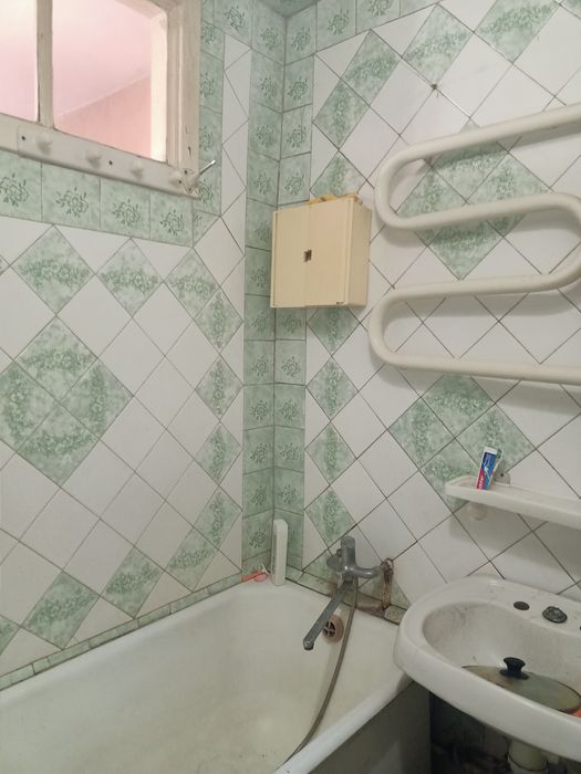 Продаю 3к квартиру ЮТЗ(кинотеатр "Юность")..