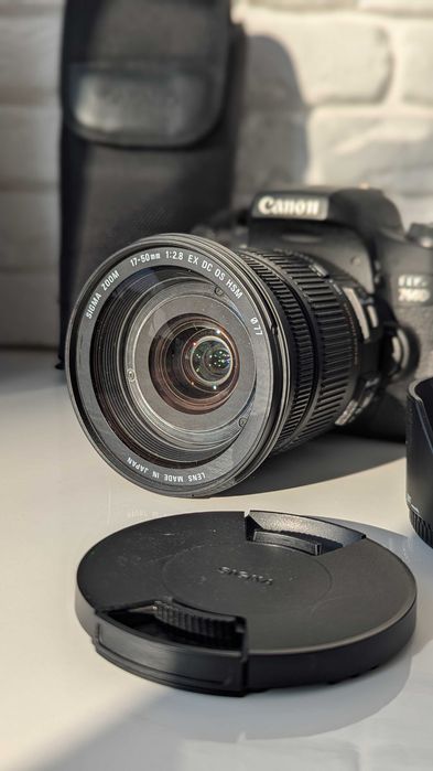 Фотоапарат Canon EOS 760D + Обʼєктив 17-50мм + сумка