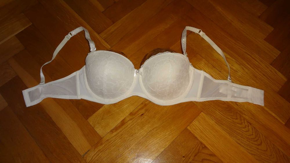 Biustonosz Hunkemoller 85C jak nowy