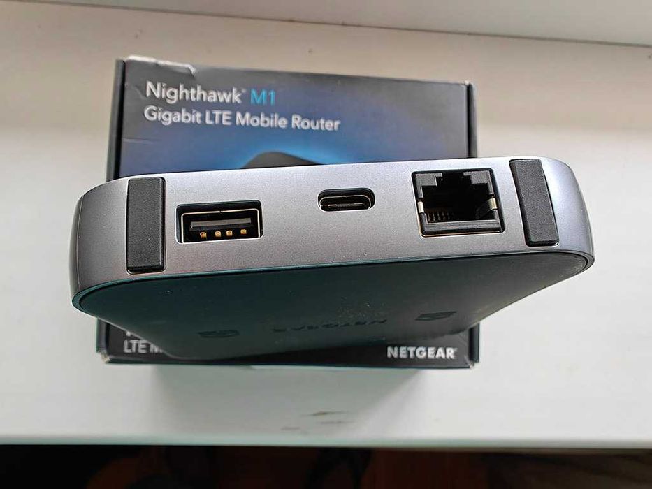 Netgear Nighthawk M1‎ 4G WiFi роутер мобильный