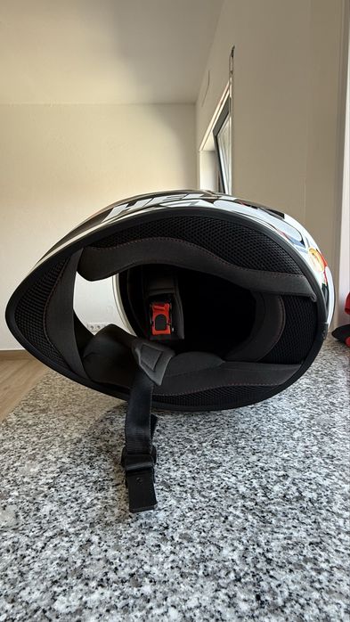 Vendo Capacete novo