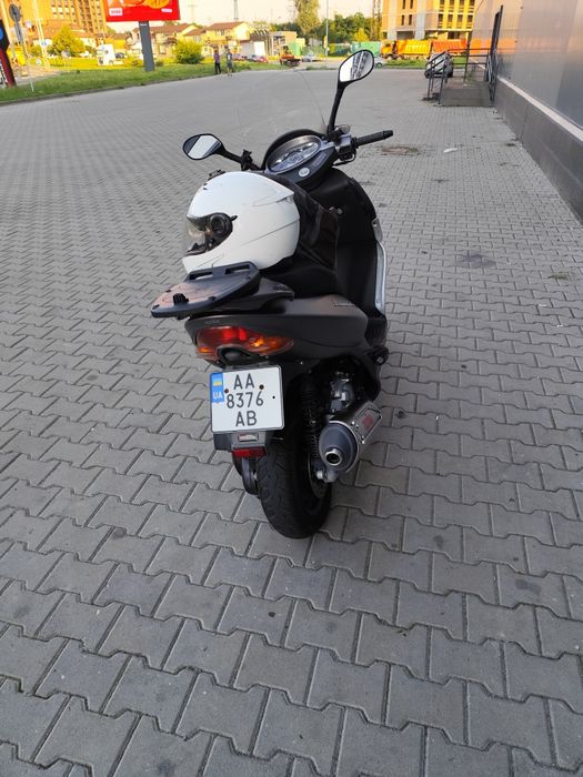 Aprilia Leonardo 300 2005