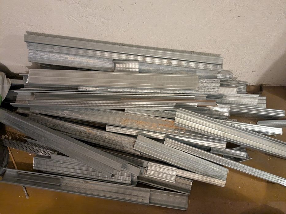 Ścinki profili stalowych i aluminiowych różnej długości 20kg