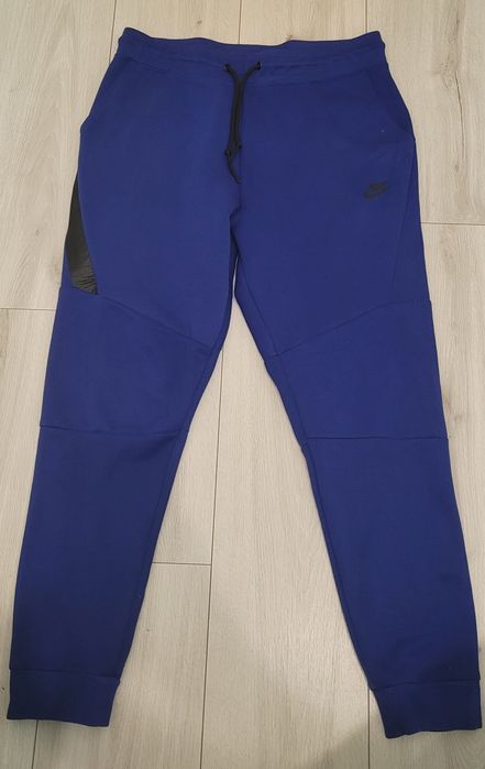 Nike tech flecce