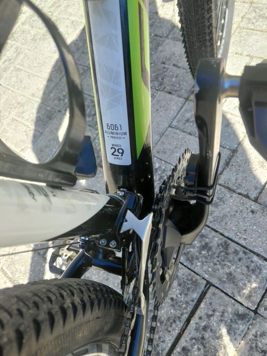 Coluer Ascent  29"