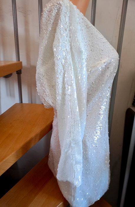 Sukienka z długimi rękawami mini biała cekiny imprezowa elegancka ASOS