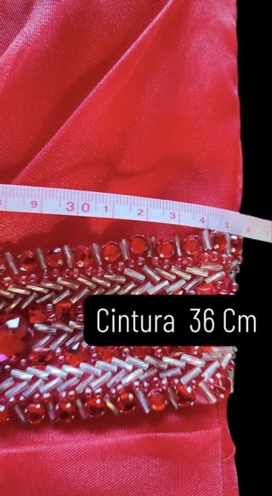Vestido cerimónia Rosa Clará vermelho comprido com folhos, S