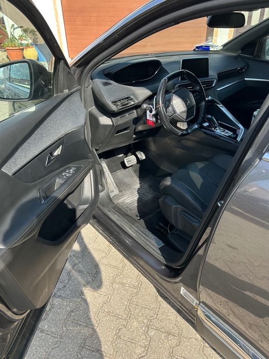 3008 GTLINE 130cv turbo 2019