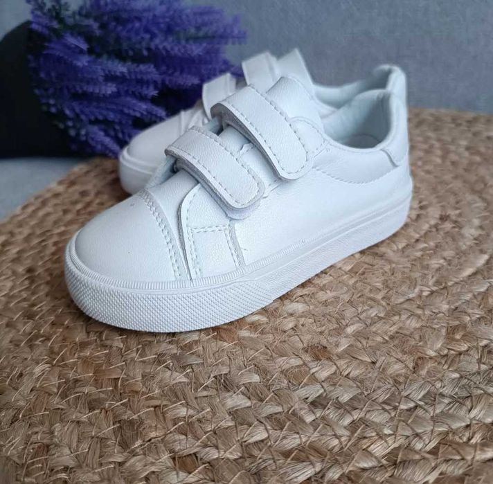 Кеди для хлопчиків та дівчаток