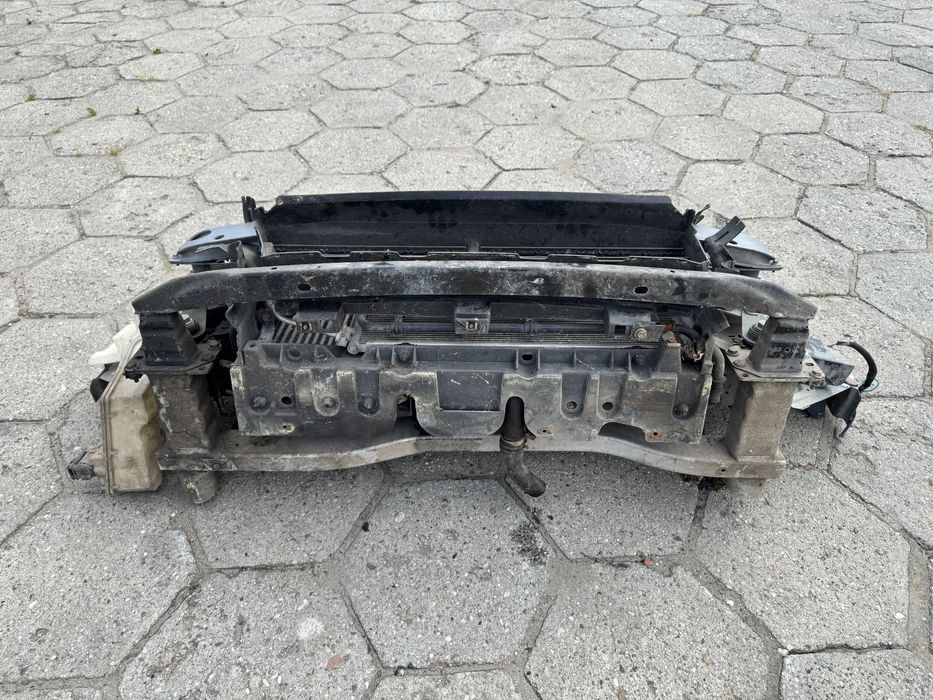 Peugeot 508 I 1.6 EHDi  pas przedni kompletny chłodnice belka pod zderzak przód maskownica wzmocnienie górne wentylator