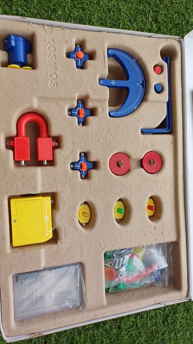 Kosmos Elektro & Co. Eksperymenty doświadczenia elektronika magnes