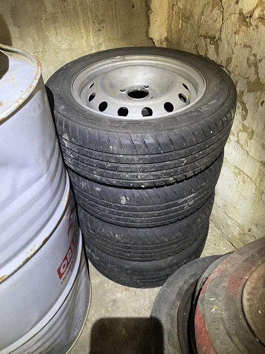 Продам колеса 185/60 R14