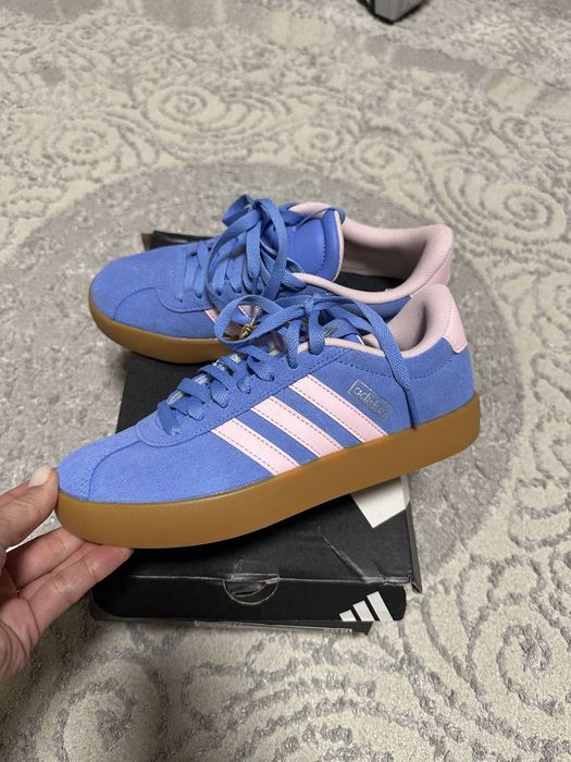 Кросівки кеди жіночі Adidas 38 6\1