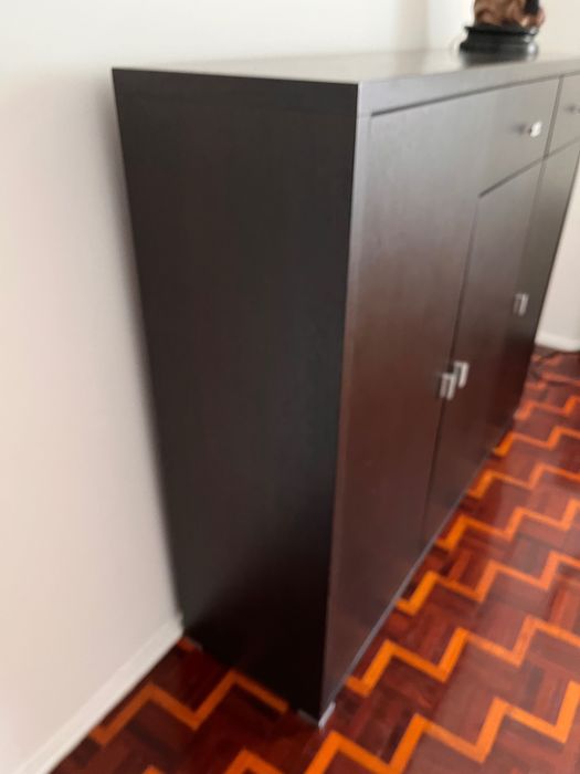 Móvel wenge ideal para sala de estar