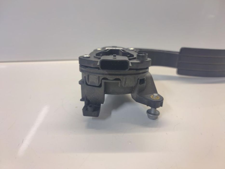 Pedal Acelerador Renault Clio 4 IV 1.5 Dci 90  180029347R