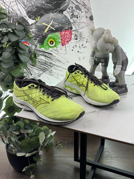 Кросівки Mizuno Wave Inspire 42.5 розмір Е11276