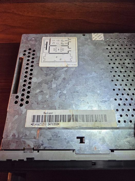 Radio samochodowe BLAUPUNKT ALPHA 5 (Volkswagen) + Adapter