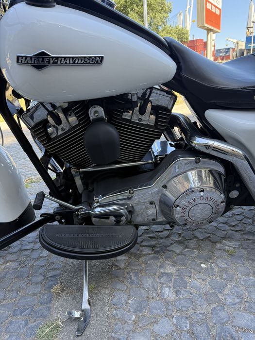 Harley-Davidson road king