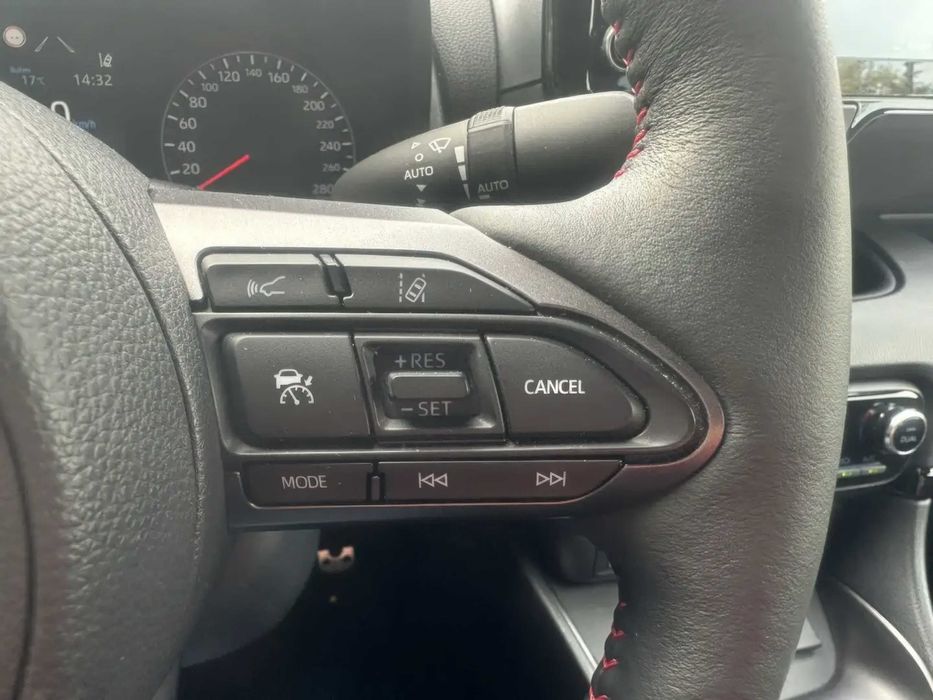 Toyota Yaris      2022