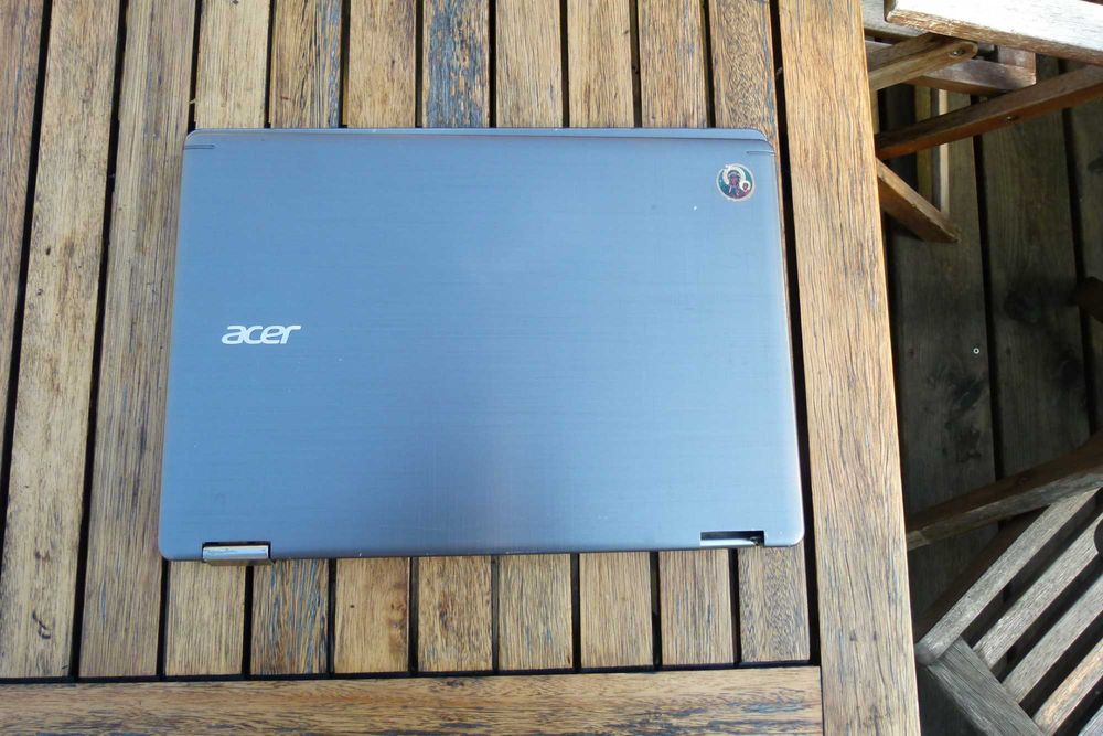 Acer laptop monitor