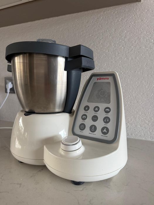 Vendo Yammi 2XL *como nova*