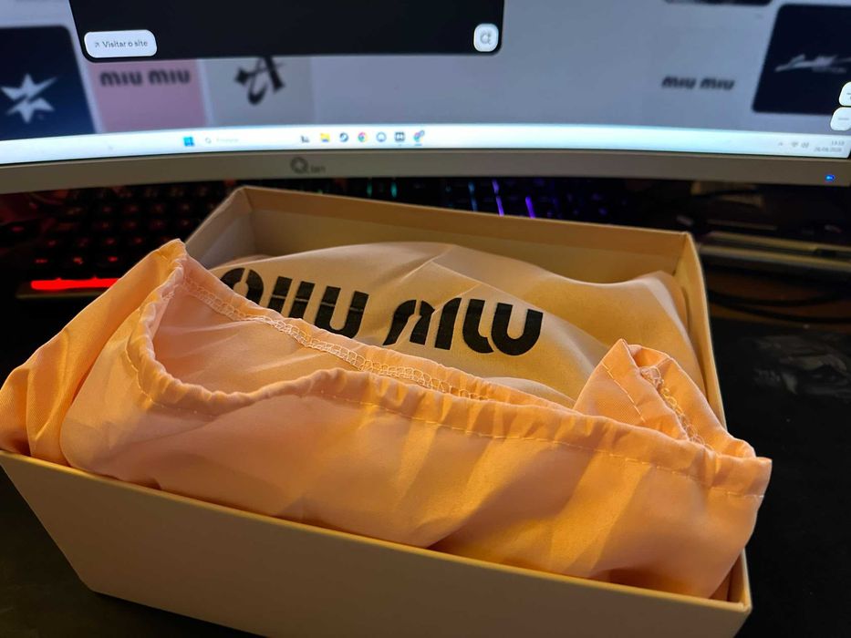 Bolsa preta MIU MIU