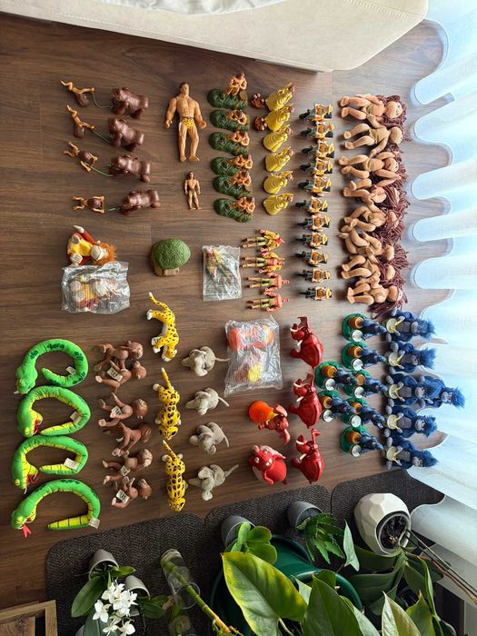 Princesas figuras Branca de neve sete anoes disney bonecos monstros companhia tarzan livro da selva hercules peter pan capitao pequena sereia barcos