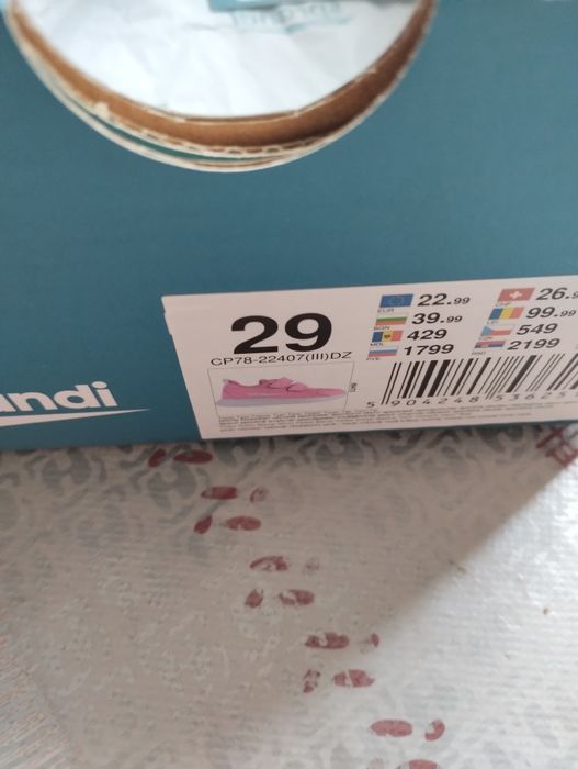 Adidasy Buty na rzepy dla dziewczynki Sprandi 29