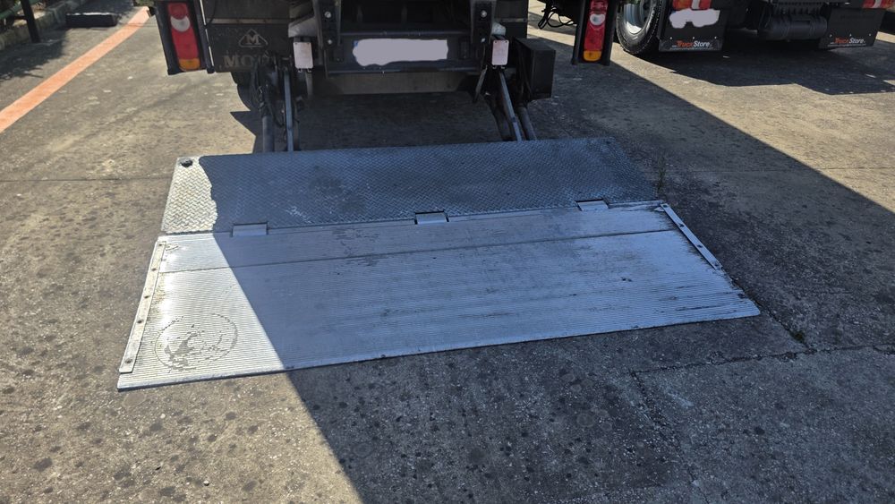 Iveco Eurocargo 140220 de 2018 Plataforma Rectráctil