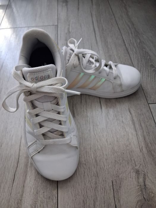 Adidasy, buty sportowe rozm.33,5