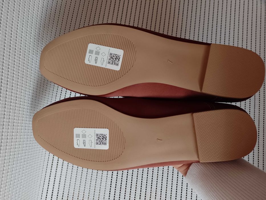 (40) ASOS/ Brązowe baleriny biznesowe z Londynu, NOWE