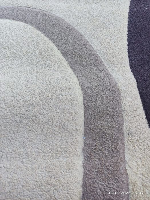 Килими в доброму стані