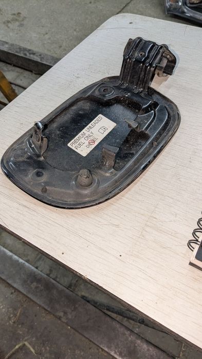 Лючок бензобака Lexus nx с 14 по 21 год