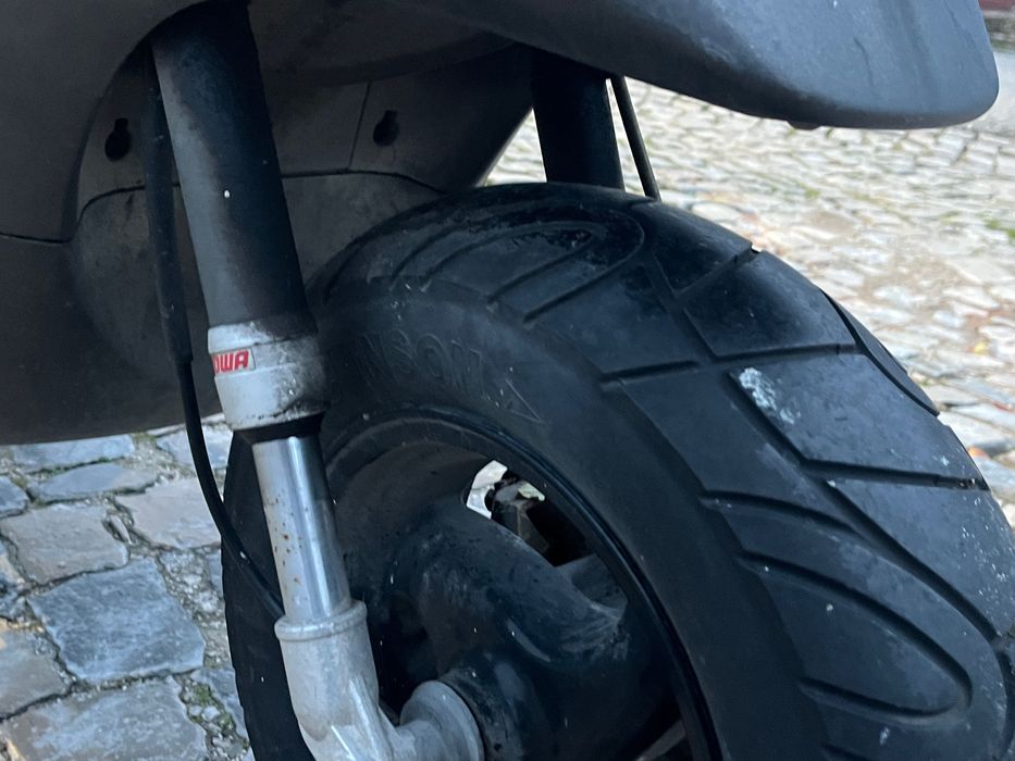 Scooter Gilera Typhoon 50 cc - Antracite - Para peças