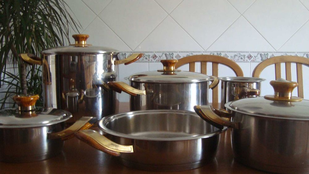 Trem de cuzinha inox