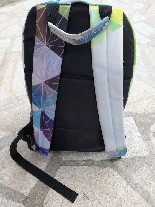 Mochila escolar como nova