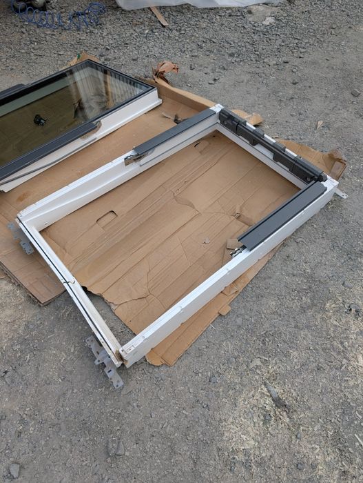 Okna dachowe Velux 78x118 uszkodzone