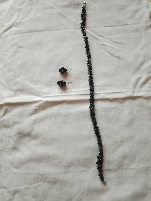 Буси і сережки з агату