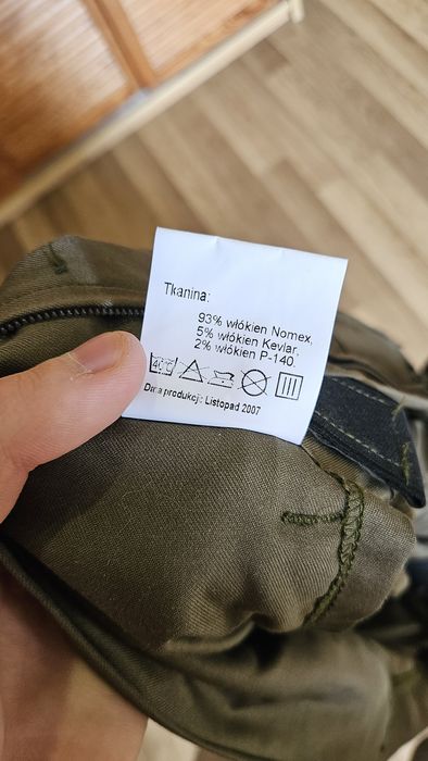 Kombinezon z tkaniny trudnopalnej NOMEX