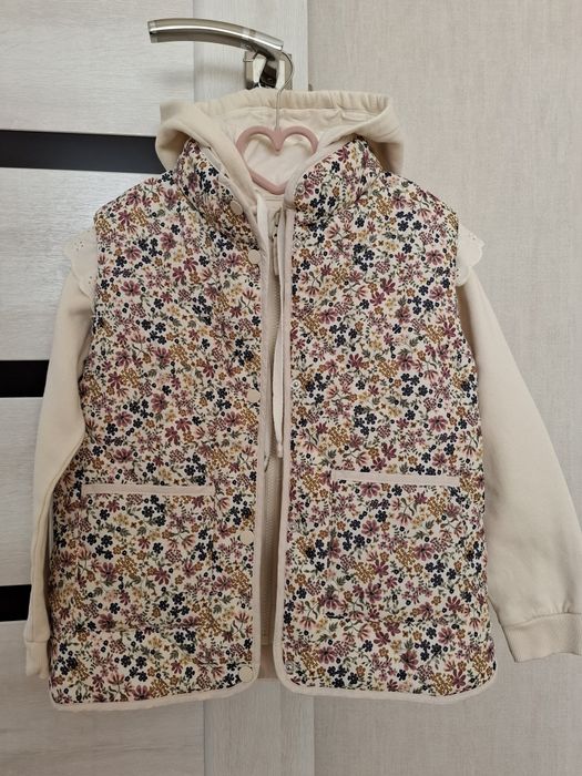 Костюм для дівчинки