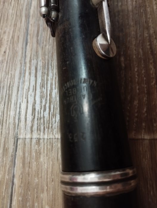 Продам кларнет Arthur Uebel made in Germany