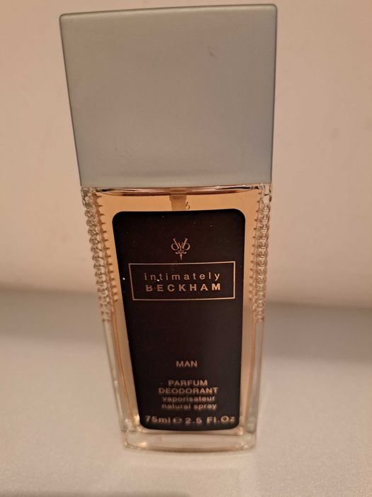 David Beckham Intimately Men dezodorant spray szkło 75ml